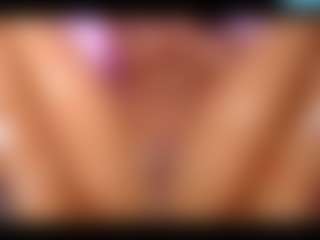 LaylaCruzRose's Live Sex Cam Show