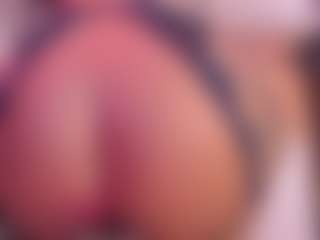 LaylaCruzRose's Live Sex Cam Show
