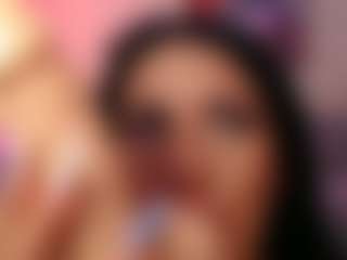 Live cam show with LaylaCruzRose - HD MILF on makecum.org