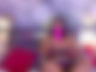 Live cam show with Madison - Eating Pussy on Gym Cam Girls