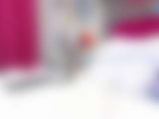 Live cam show with Madison - Eating Pussy on Strip Flash - Live Sex Shows
