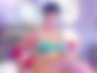 Live cam show with Madison - Big Tits MILF on Dolls Live