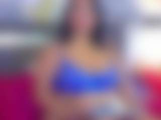 Live cam show with Madison - Thong on liverealitysex.com