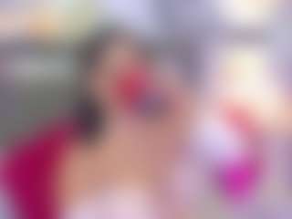 Live cam show with Madison - Natural on CamwithHer