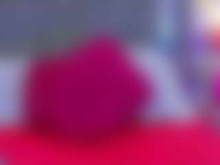 Live cam show with Madison - Dildo Or Vibrator on Livezox