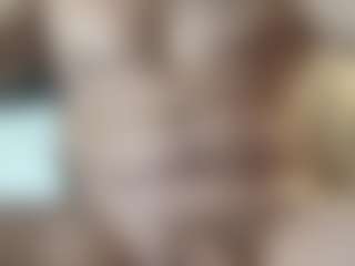 naughtiboi23's Live Sex Cam Show