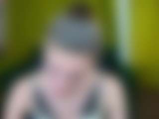 EmmiGreen's Live Sex Cam Show