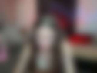EmmiGreen's Live Sex Cam Show