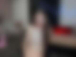 EmmiGreen's Live Sex Cam Show