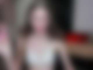 EmmiGreen's Live Sex Cam Show