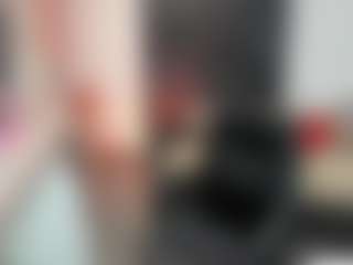 EmmiGreen's Live Sex Cam Show