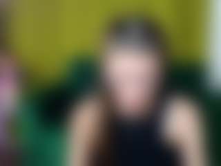 EmmiGreen's Live Sex Cam Show