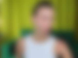 EmmiGreens Live-Sex-Cam-Show