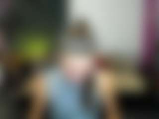 EmmiGreen's Live Sex Cam Show