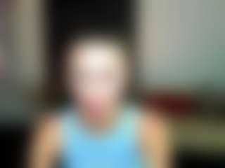 EmmiGreen's Live Sex Cam Show