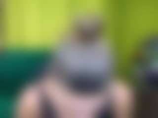 EmmiGreen's Live Sex Cam Show