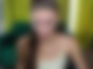 EmmiGreen's Live Sex Cam Show