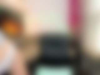 EmmiGreen's Live Sex Cam Show