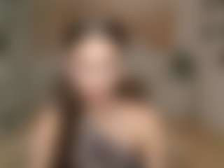 EmmiGreen's Live Sex Cam Show