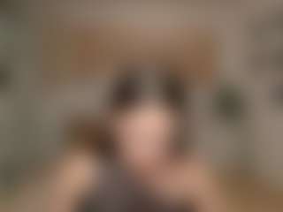 EmmiGreen's Live Sex Cam Show