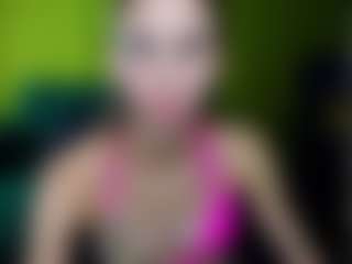 EmmiGreen's Live Sex Cam Show