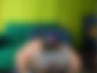EmmiGreen's Live Sex Cam Show
