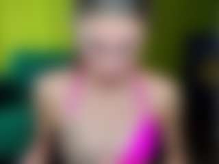 EmmiGreen's Live Sex Cam Show