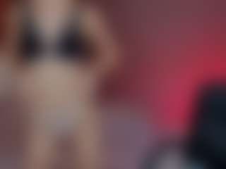 Live cam show with EmmiGreen - Chubby on madthumbs