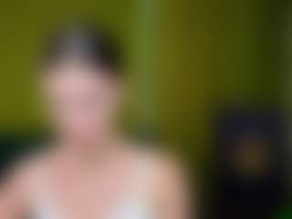 EmmiGreen's Live Sex Cam Show
