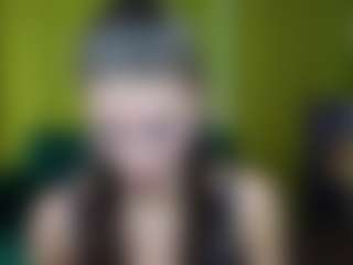 EmmiGreen's Live Sex Cam Show