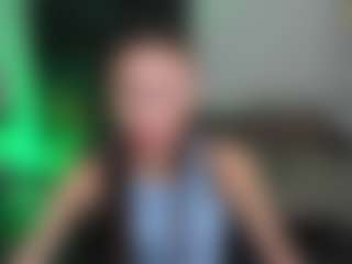 Live cam show with EmmiGreen - Tease on SpankPalCams