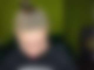 EmmiGreen's Live Sex Cam Show