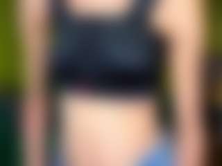 EmmiGreen's Live Sex Cam Show