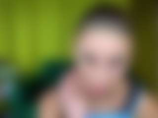 EmmiGreen's Live Sex Cam Show