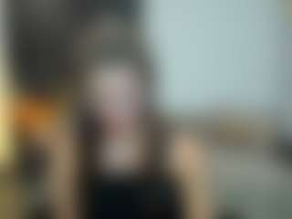 Live cam show with EmmiGreen - Brown Eyes on SpankPalCams