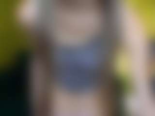 Live cam show with EmmiGreen - Brown Eyes on anonymated.com