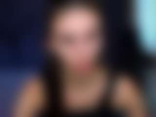 Live cam show with EmmiGreen - Spank on CamwithHer