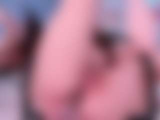 Live cam show with gabi-bunny - Blonde Hair on Gym Cam Girls
