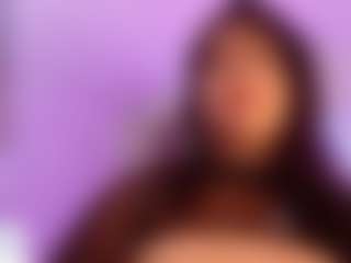 LaynaJucyBoobs's Live Sex Cam Show