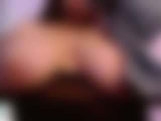 Live cam show with LaynaJucyBoobs - Flashing on SpankPalCams