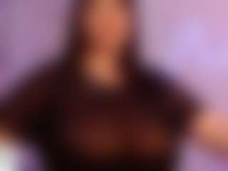 LaynaJucyBoobs's Live Sex Cam Show