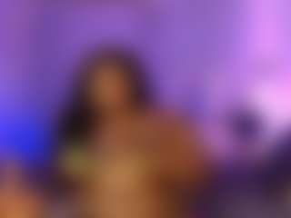 Queen Amara's Live Sex Cam Show