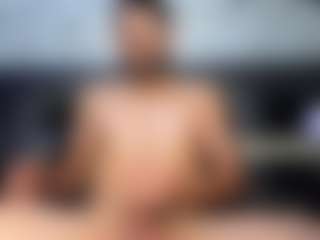 Bigsensationn21's Live Sex Cam Show