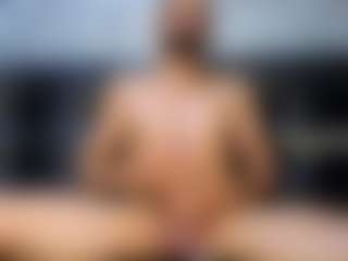 Bigsensationn21's Live Sex Cam Show