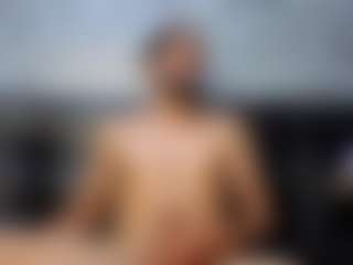 Bigsensationn21's Live Sex Cam Show
