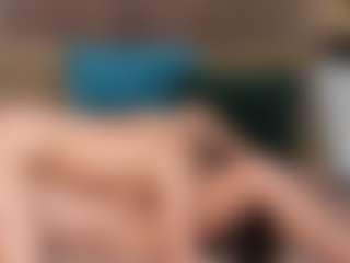 Live cam show with VanessaSweet00 - Cock Rating on TeamSkeetLive