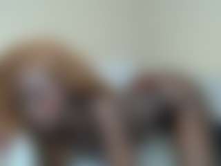 Live cam show with Diva - Ebony Petite on Hubzter Live