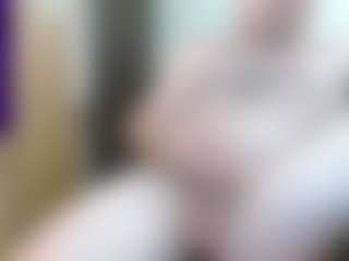 Live cam show with JohanBarker - Smoking on Camsoda