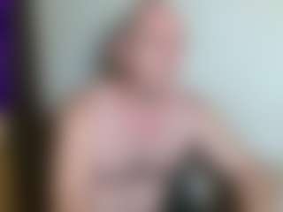 Live cam show with JohanBarker - Cock Rating on madthumbs
