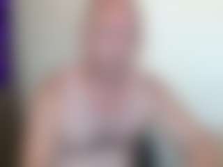 Live cam show with JohanBarker - Cock Rating on galaxygirlnitro.com